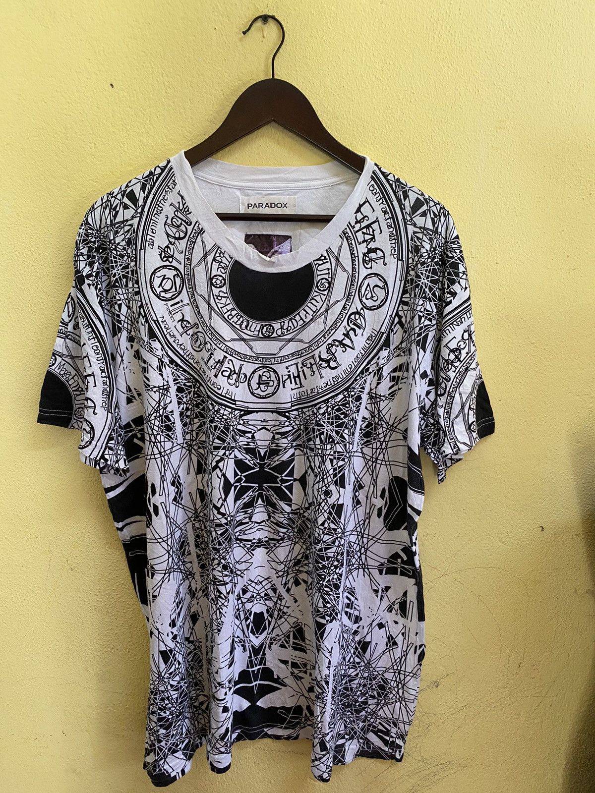 Other Paradox tshirt Size US L / EU 52-54 / 3 - 2 Thumbnail