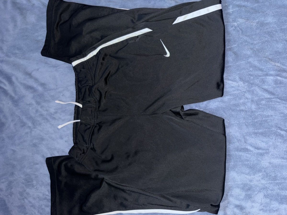 Nike All black nike sweat pants Size US 29 - 4 Thumbnail
