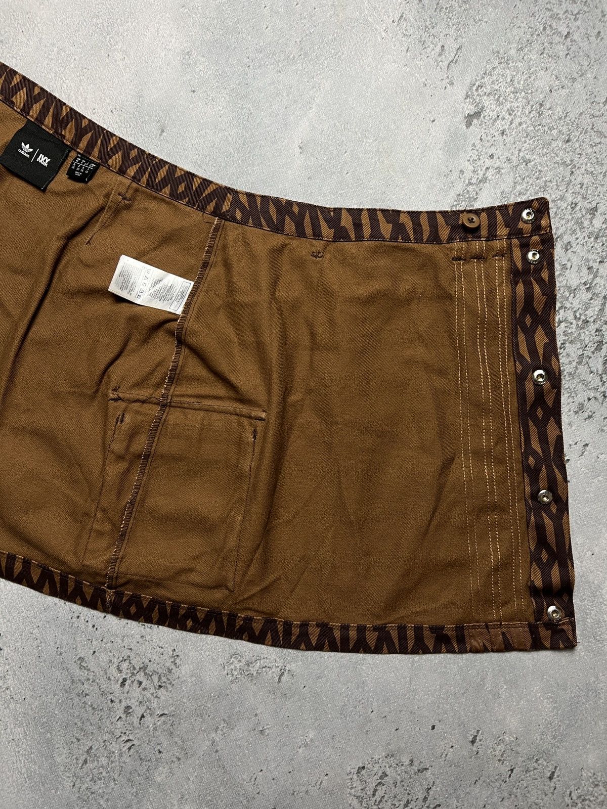 Adidas × Ivy Park Ivy Park x Adidas Monogram Skirt Wild Brown y2k Rare Item Size 28" / US 6 / IT 42 - 9 Thumbnail