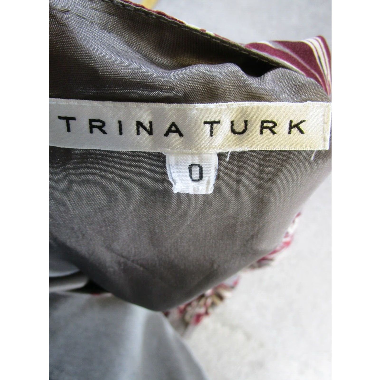 Trina Turk Trina Turk Dress Womens XS Gray Red Brugundy A-Line Sleeveless Round Neck Zip Knee Length Floral Pattern Women's Clothing - 200 characters max Size XS / US 0-2 / IT 36-38 - 3 Thumbnail