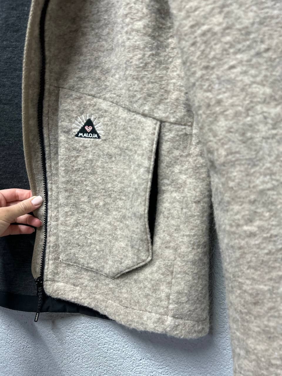 Maloja Maloja womens wool hooded mountains jacket S Size S / US 4 / IT 40 - 16 Thumbnail