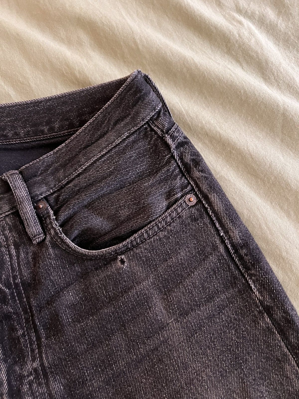 Acne Studios Acne Studios Regular Fit “1996 Vintage Black” denim Size US 30 / EU 46 - 5 Thumbnail