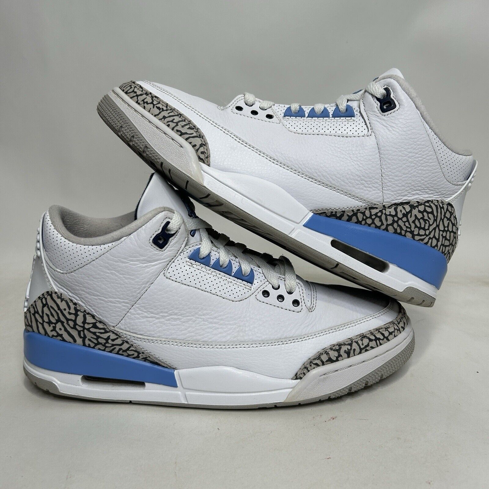 Nike Air Jordan Retro “UNC” 2024