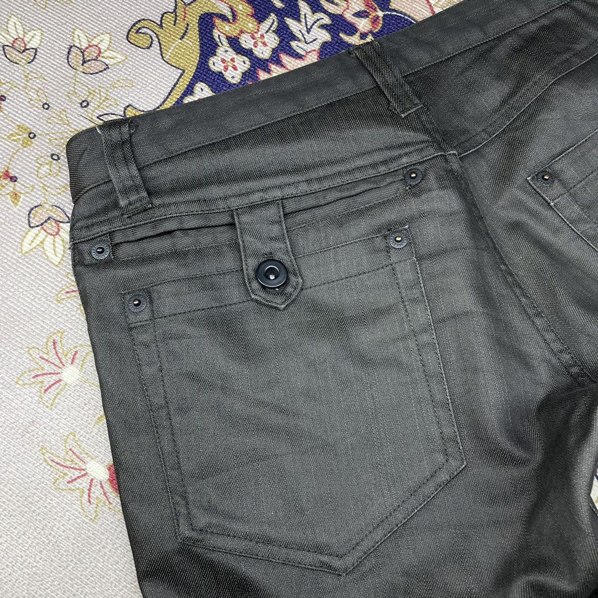 Katharine Hamnett London A20 Katharine Hamnett London Dark Brown Coated Jeans Size US 30 / EU 46 - 15 Thumbnail