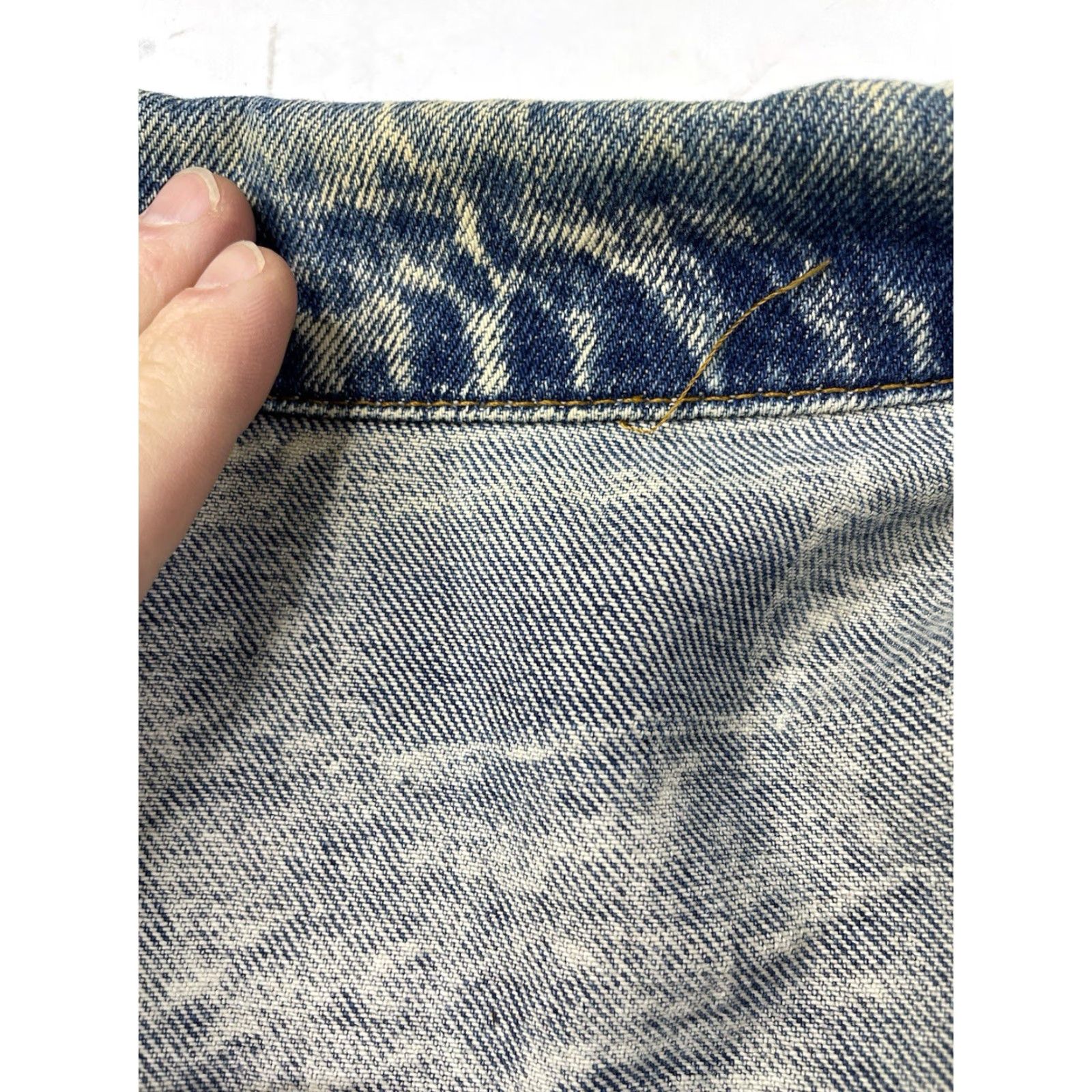 Levi's VINTAGE Levi's Denim Jacket Acid Wash Blue USA Made in USA Mens M 523 127 Size US M / EU 48-50 / 2 - 5 Thumbnail