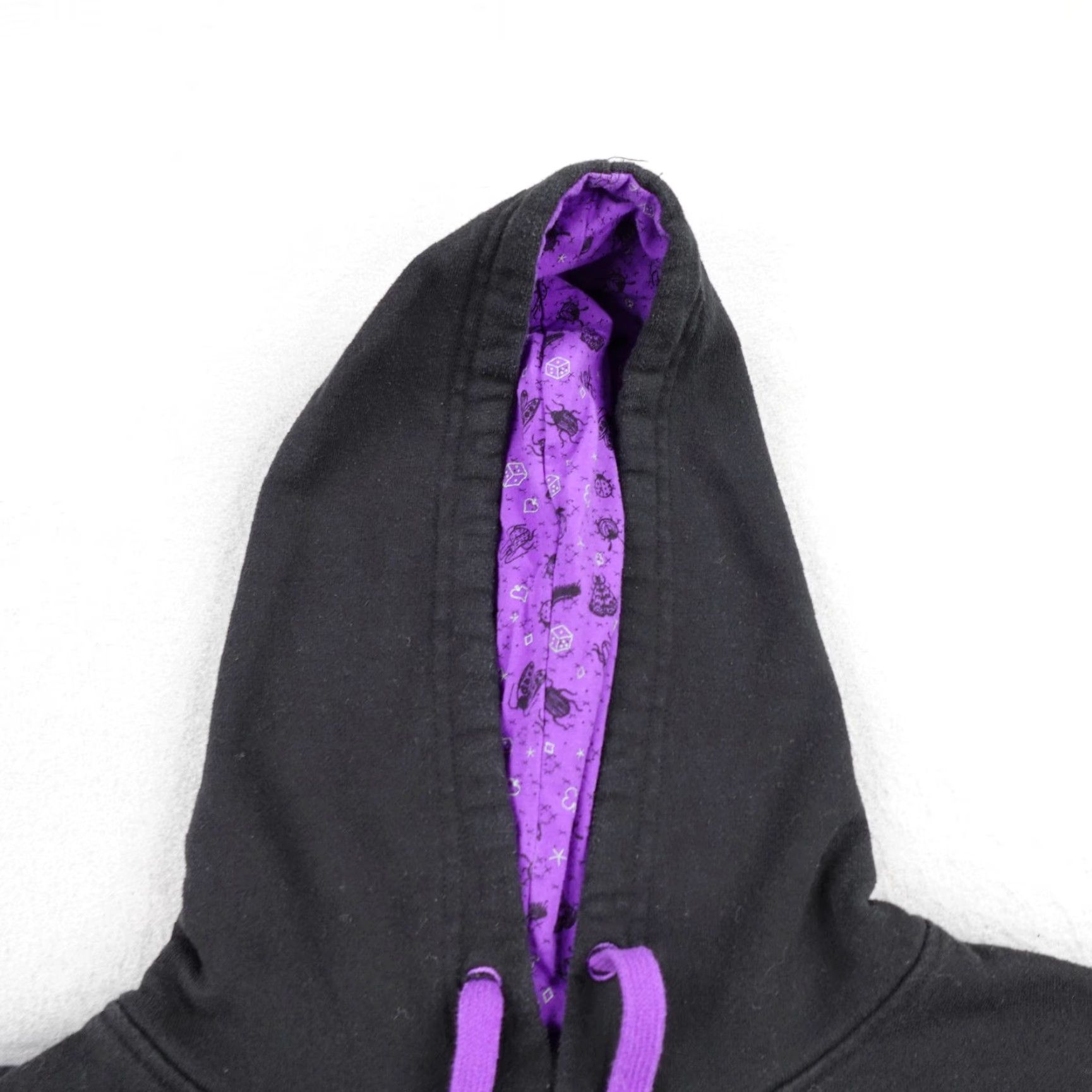 Disney VINTAGE? No, Disney Hoodie Mens XL Black Oogie Boogie Bash 2022 Glow In The Dark Sweatshirt Size US XL / EU 56 / 4 - 2 Thumbnail