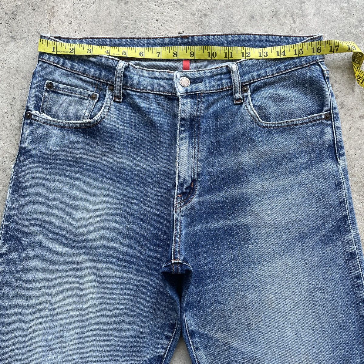 Japanese Brand W33 Vintage Japanese Faded Denim Distressed Jeans Pants Size US 33 - 5 Thumbnail