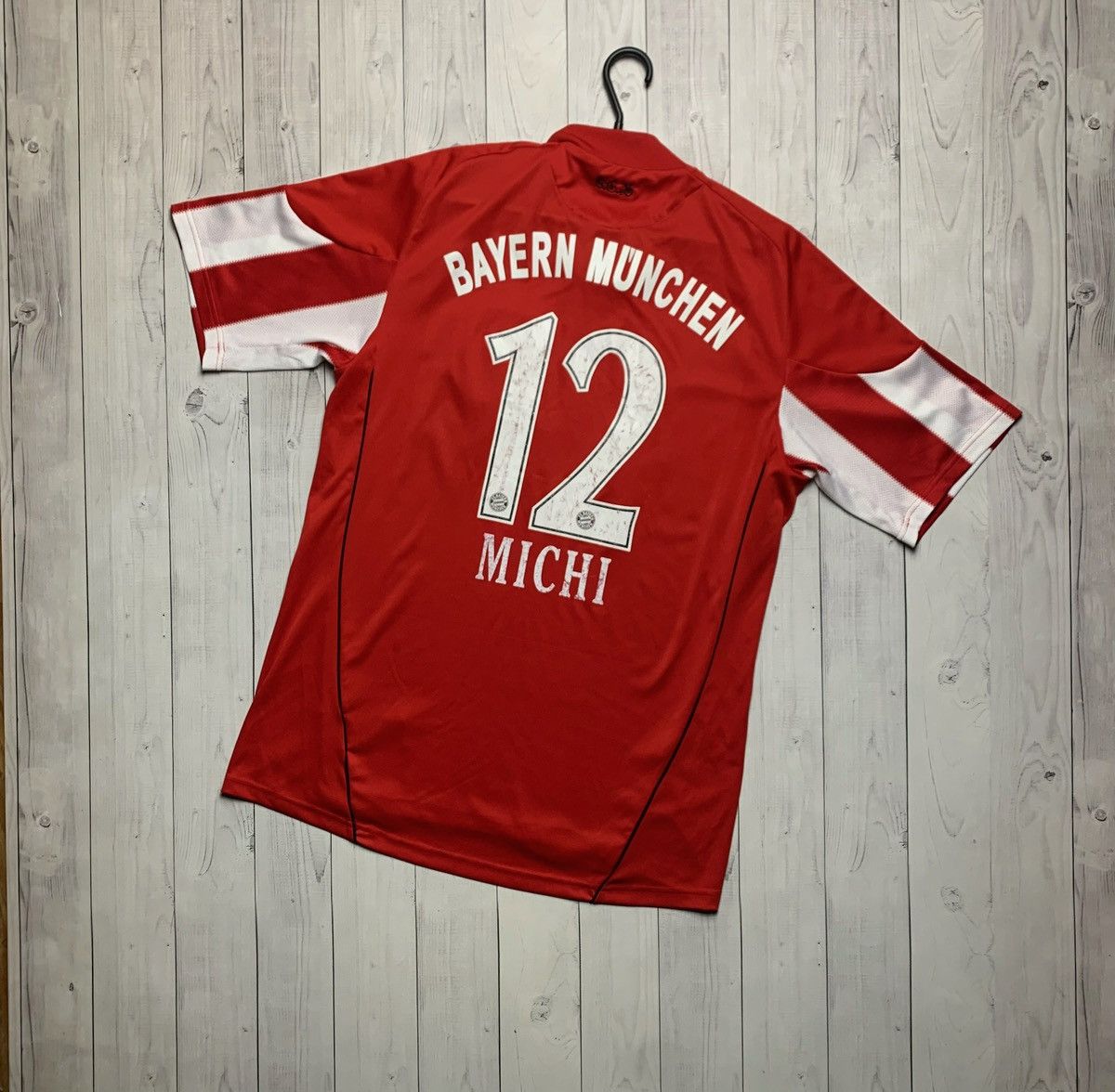 Adidas × Vintage Vintage adidas Bayern Munich soccer jersey size M Size US M / EU 48-50 / 2 - 7 Thumbnail