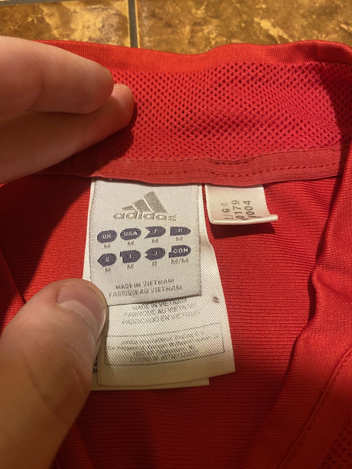 Adidas × Vintage Vintage adidas spain Jersey 2004 Size US M / EU 48-50 / 2 - 2 Thumbnail