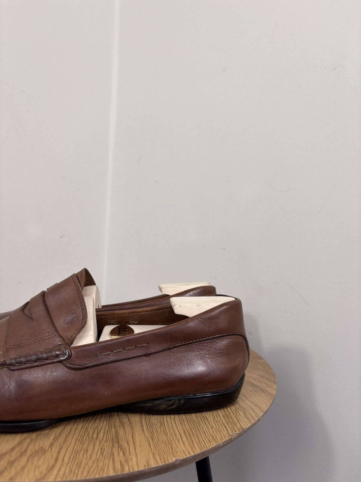 Tod's Tod’s Men’s Brown Leather Gommino Penny Loafers Shoes Size US 9 / EU 42 - 12 Thumbnail