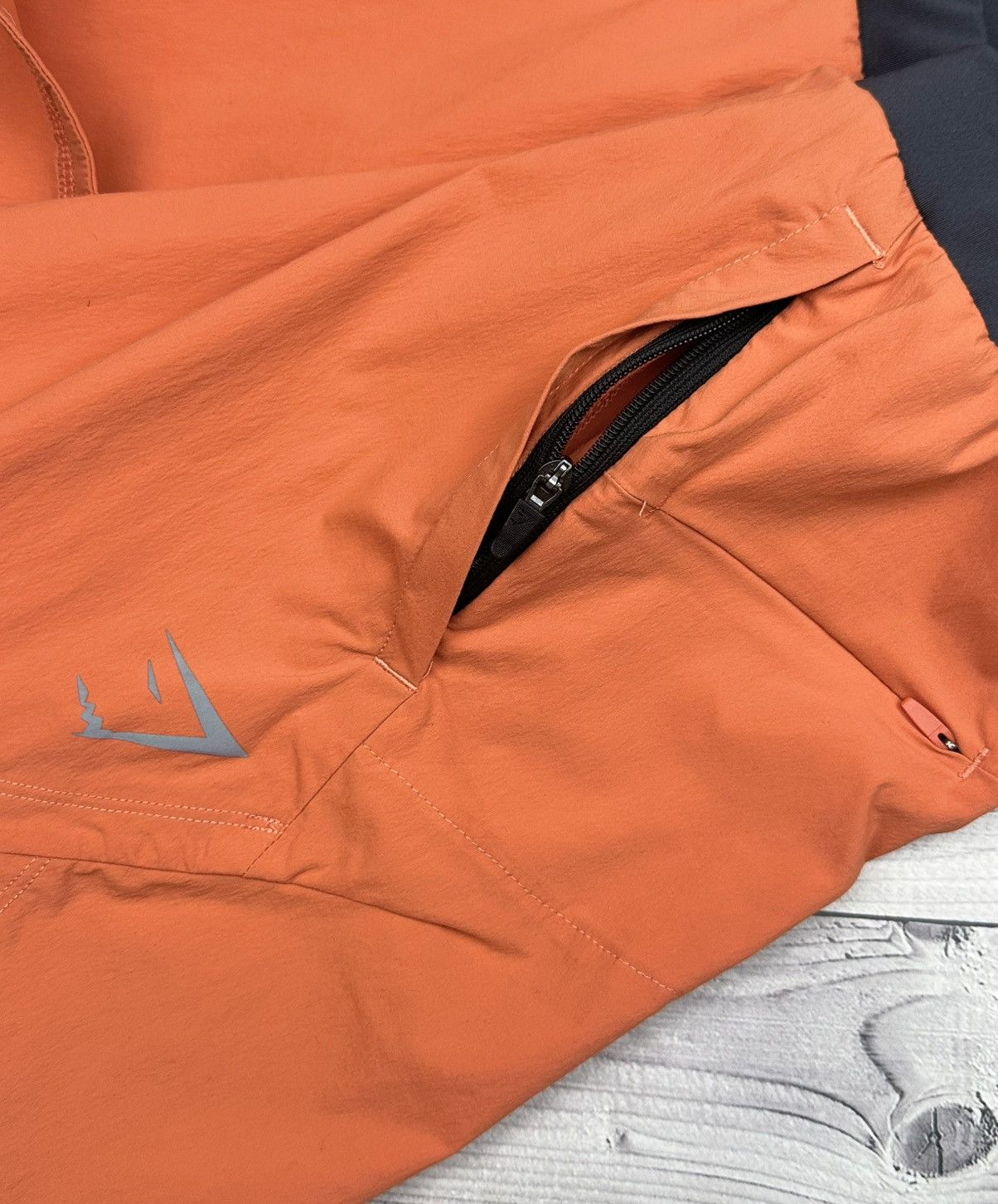 Gymshark Gymshark Speed Evolve 2 IN 1 Shorts Orange Men's Size S Size US 30 / EU 46 - 12 Thumbnail