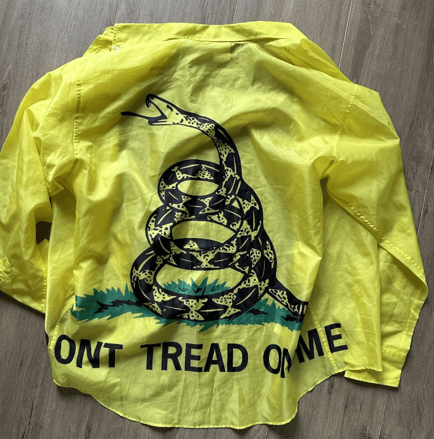 Vetements SS19 RUNWAY GADSDEN FLAG SHIRT Size US L / EU 52-54 / 3 - 2 Thumbnail