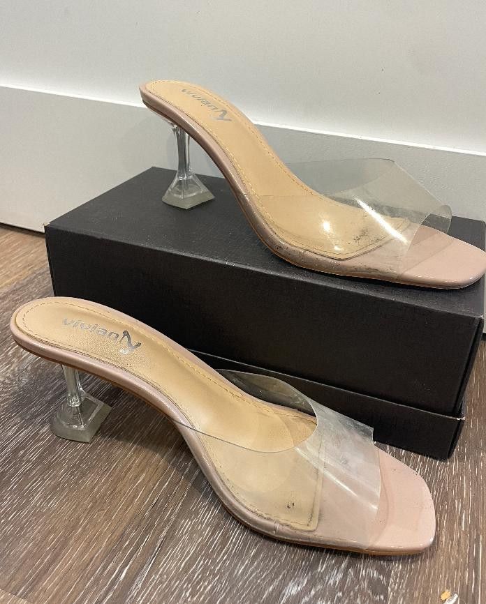 Designer Vivianly Clear Pumps 9 Size US 9 / IT 39 - 1 Thumbnail