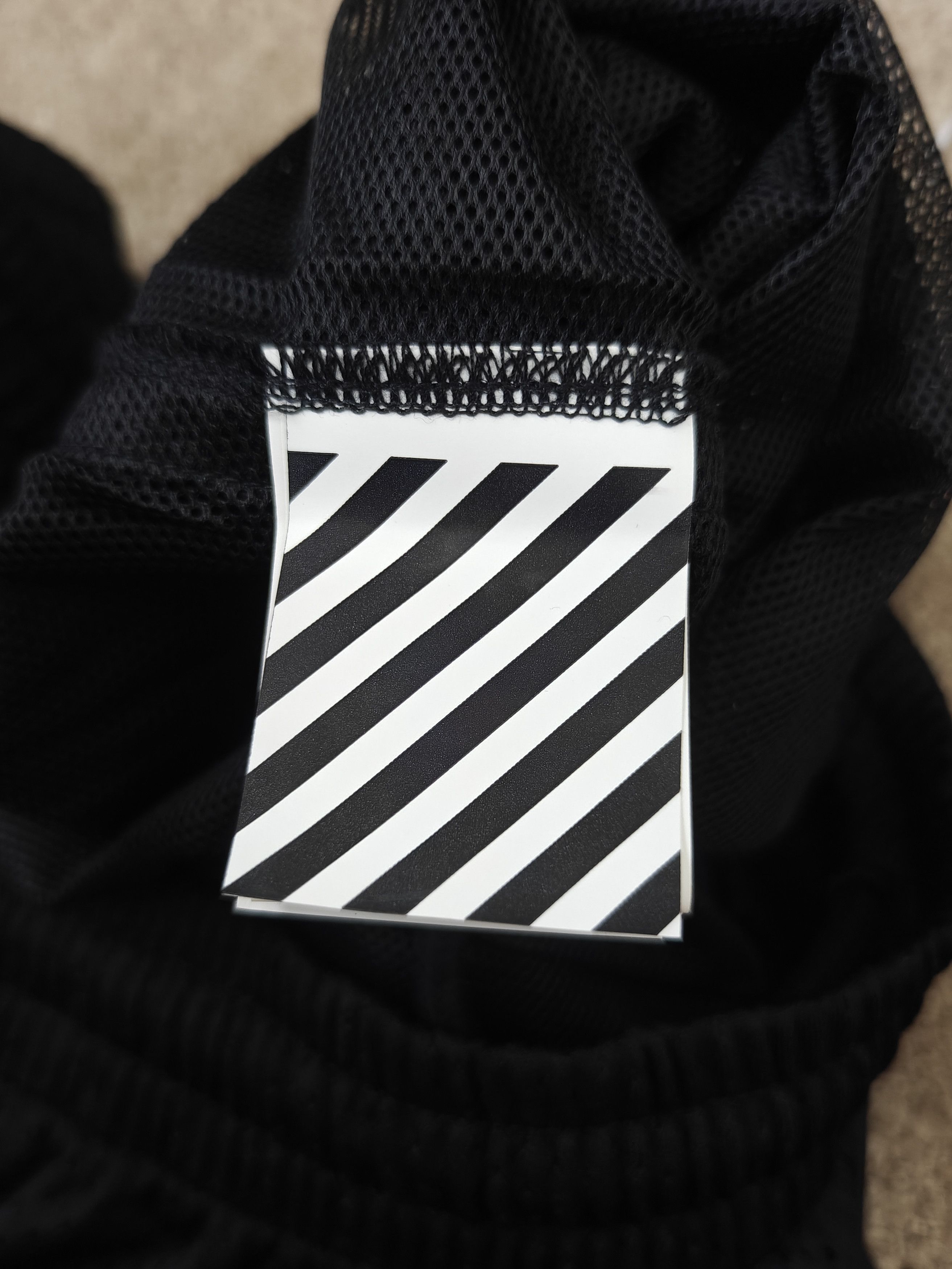 Off-White Off-White Harry the Bunny Basketball Shorts Size US 34 / EU 50 - 6 Thumbnail