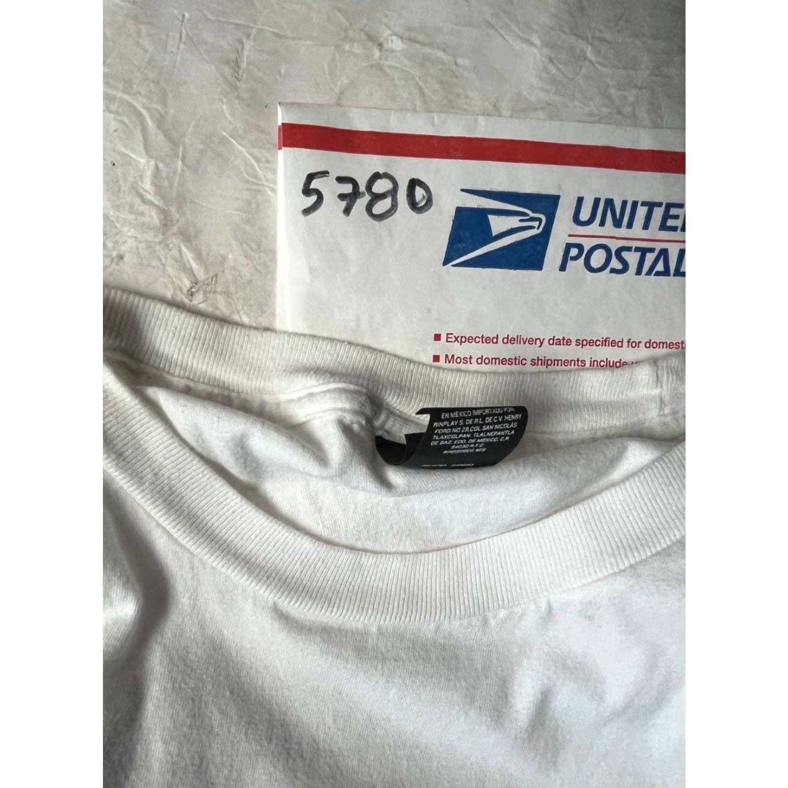 Hanes In-N-Out Burger White California Cropped Tank Top XL Men's Short Sleeve Crew Neck Vintage Graphic Print Cotton Hanes Regular fit Tank Top Size US XL / EU 56 / 4 - 8 Thumbnail