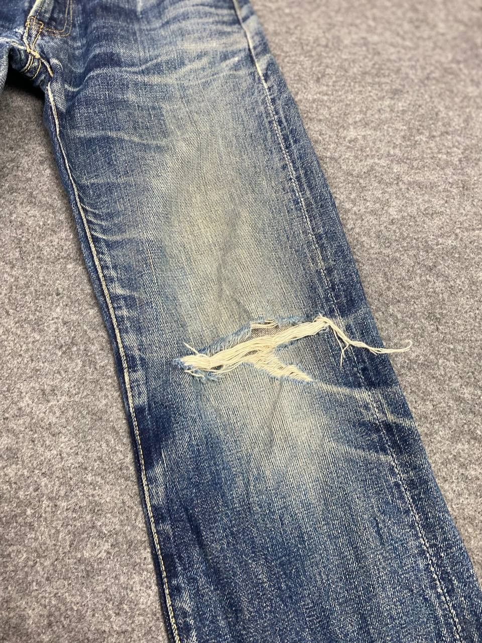 Skull Jeans by an Alchemist vintage skull jeans by alchemist selvedge distressed denim Size US 30 / EU 46 - 13 Thumbnail