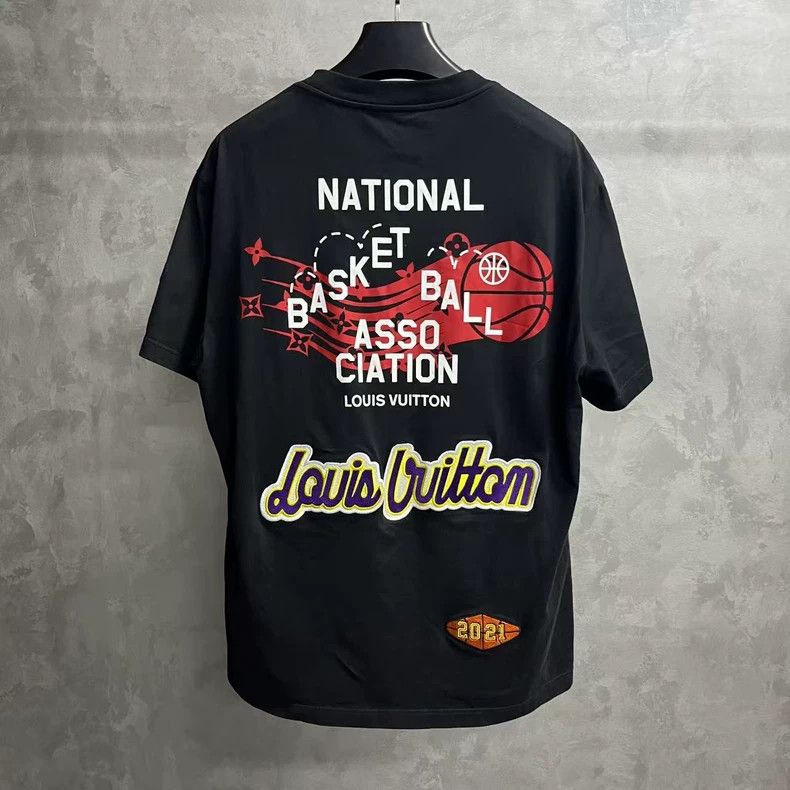 Louis Vuitton Louis Vuitton Black NBA Multi-Logo Crewneck Lettered Print Size US XL / EU 56 / 4 - 5 Thumbnail