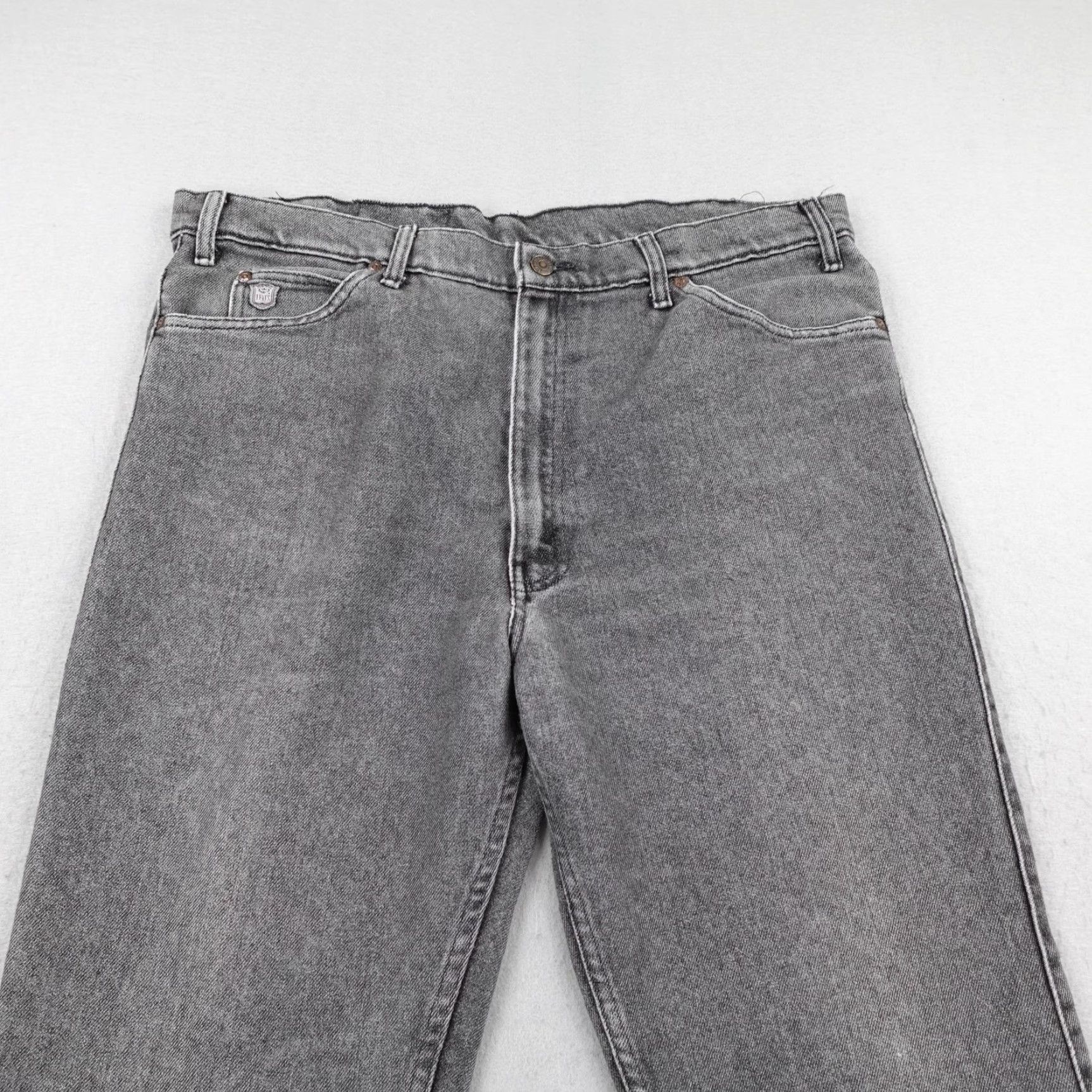 Levi's VINTAGE Levi's Jeans Mens 42x30 Gray Denim Silver Medal Straight Leg 90s Distressed Pockets Size US 42 / EU 58 - 2 Thumbnail