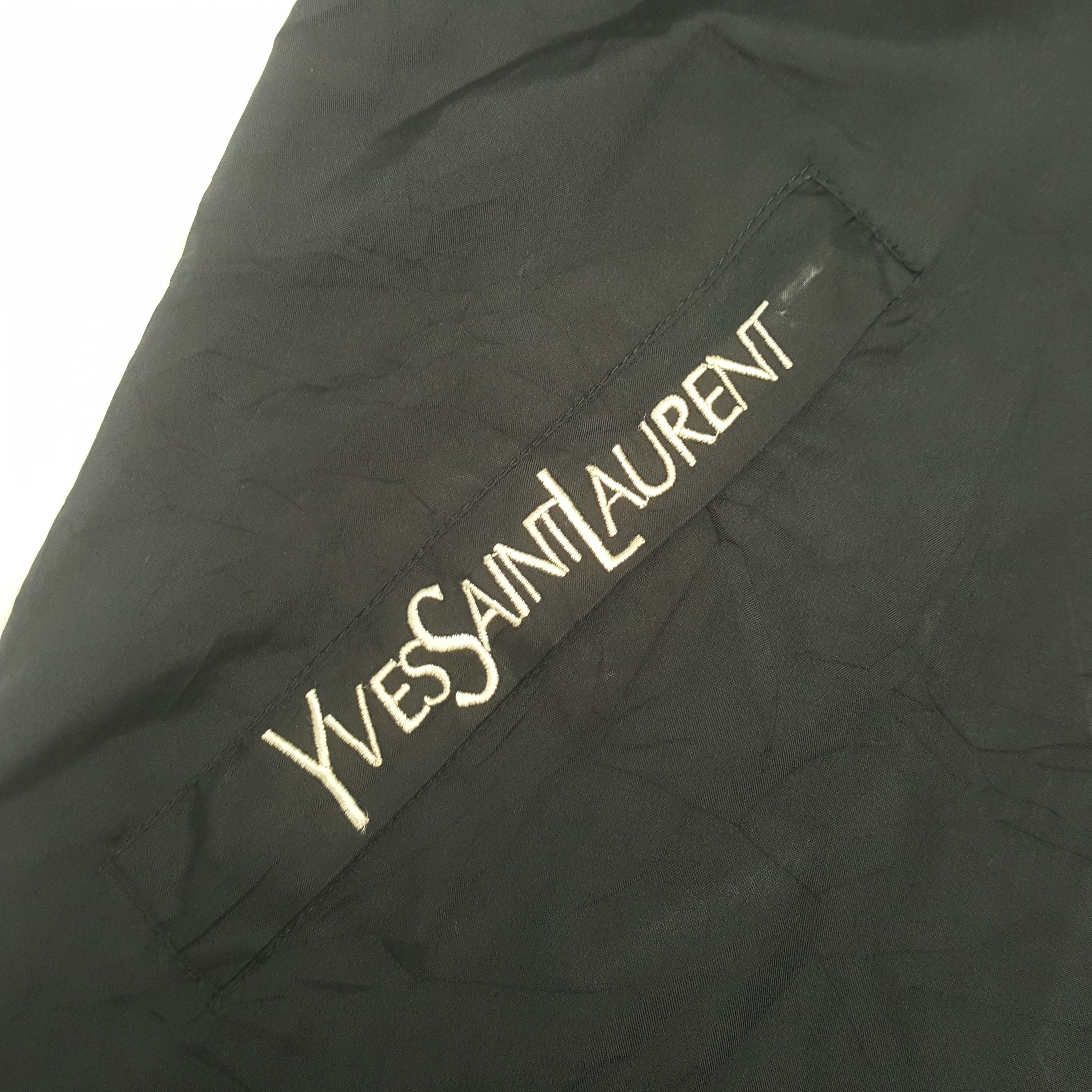 Yves Saint Laurent Vintage Yves Saint Laurent Luxury Fashion Brand Vest C294N35 Size US M / EU 48-50 / 2 - 6 Thumbnail