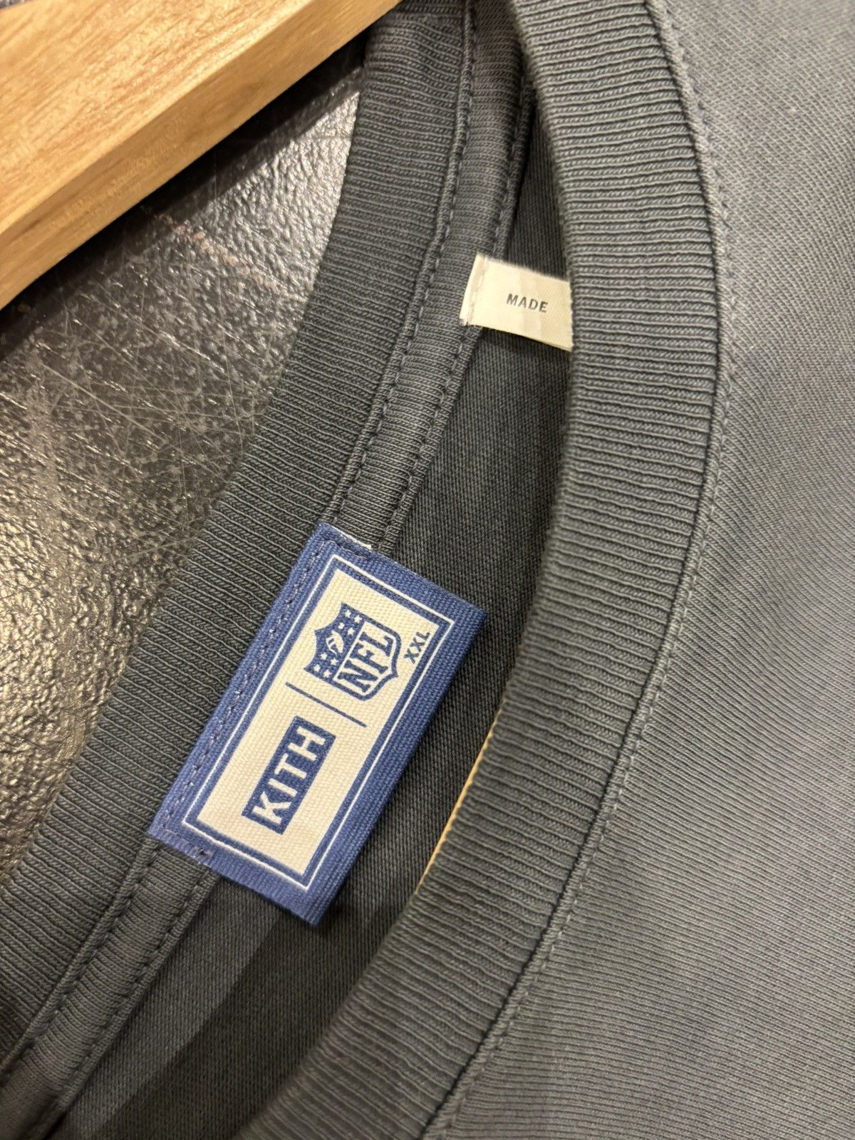 Kith × NFL Kith X Seattle Seahawks Tee Size US XXL / EU 58 / 5 - 3 Thumbnail