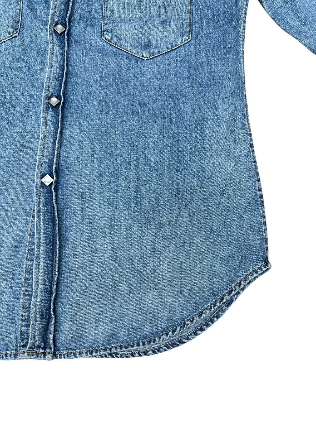 Levi's VTG 2002 Levi’s Red Tab Distressed Fade Denim Western Shirt Size US M / EU 48-50 / 2 - 11 Thumbnail