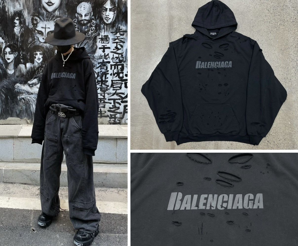 Balenciaga Balenciaga 22fw Destroyed Hoodie，size s（oversize） Size US S / EU 44-46 / 1 - 1 Thumbnail