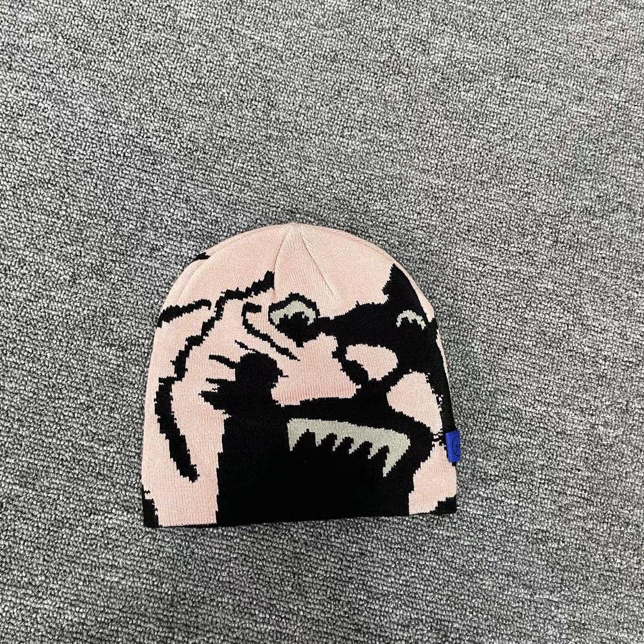 Travis Scott Travis Scott Black-Pink Animal Print Beanie K28 Size ONE SIZE - 1 Thumbnail