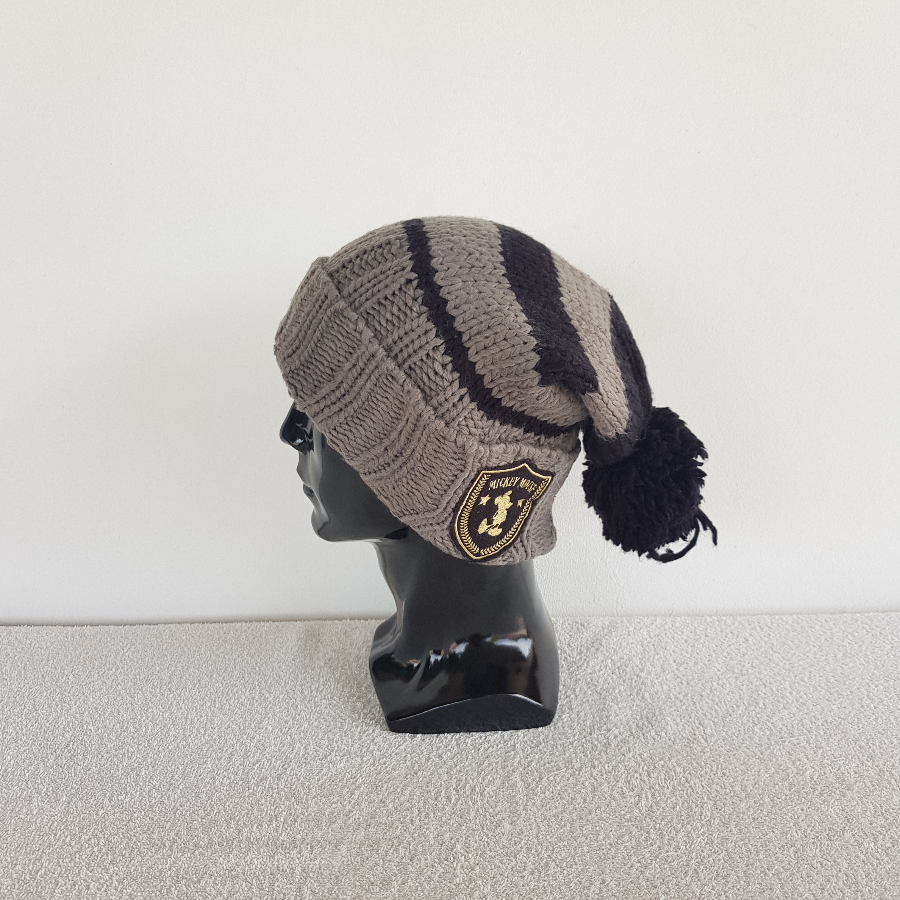 Disney Vintage Mickey Mouse Beanie Ribbed Knit Pom Snow Caps Hats. Size ONE SIZE - 4 Thumbnail