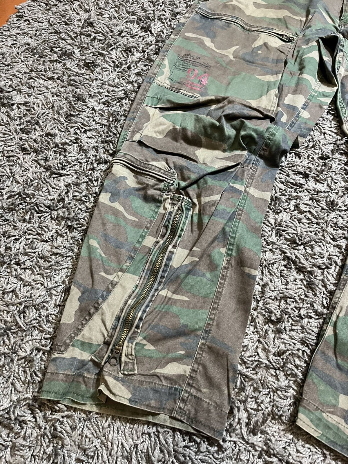 Surplus Research VINTAGE Y2K INFANTRY CARGO ZIP MILITARY PANTS SURPLUS TEX Size US 34 / EU 50 - 2 Thumbnail
