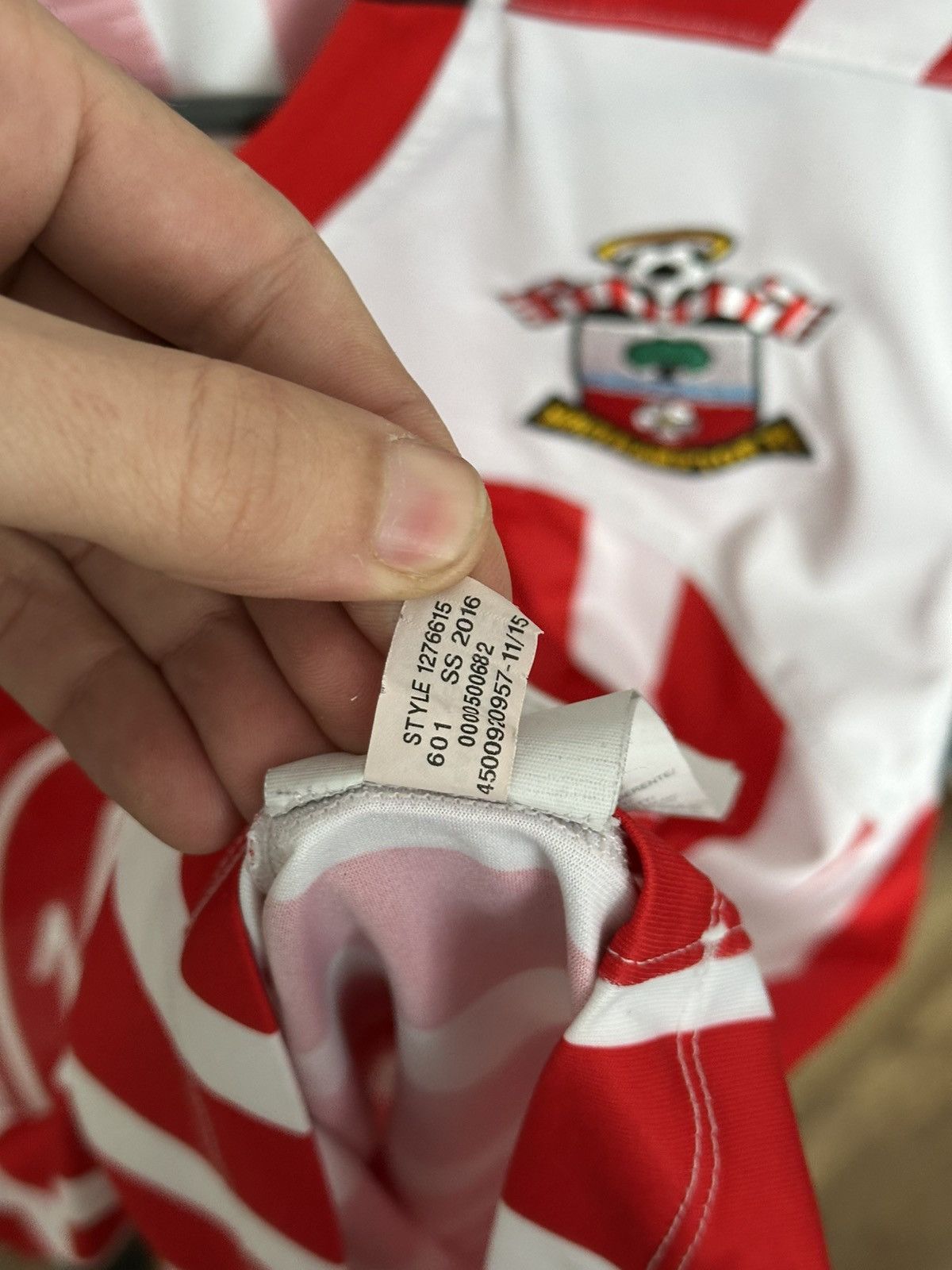 Under Armour 2016/2017 FC Southampton Under Armour Soccer Jersey T-Shirt Size US L / EU 52-54 / 3 - 12 Thumbnail