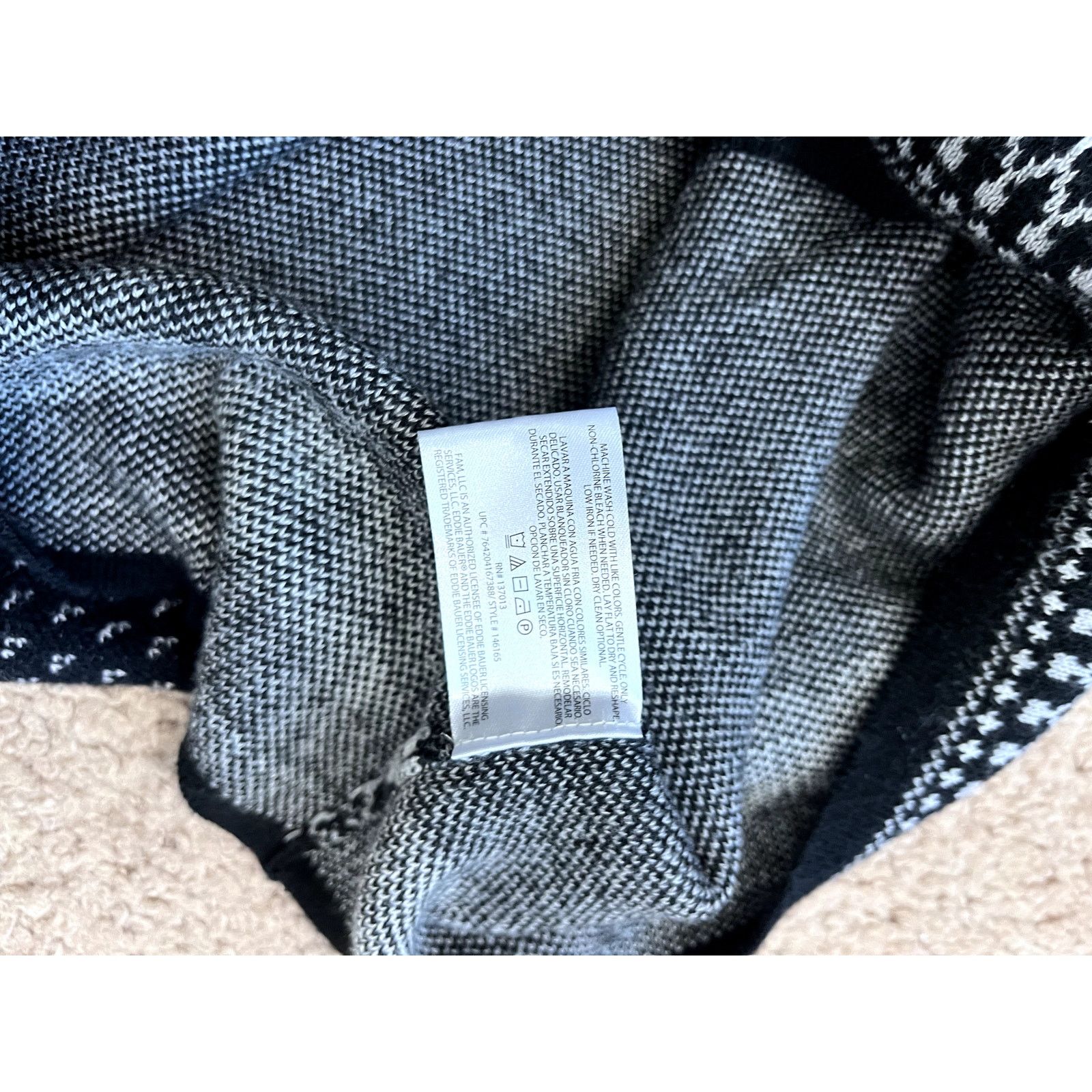 Izod Men's Gray Izod 1/4 Zip Pullover M Size US M / EU 48-50 / 2 - 5 Thumbnail