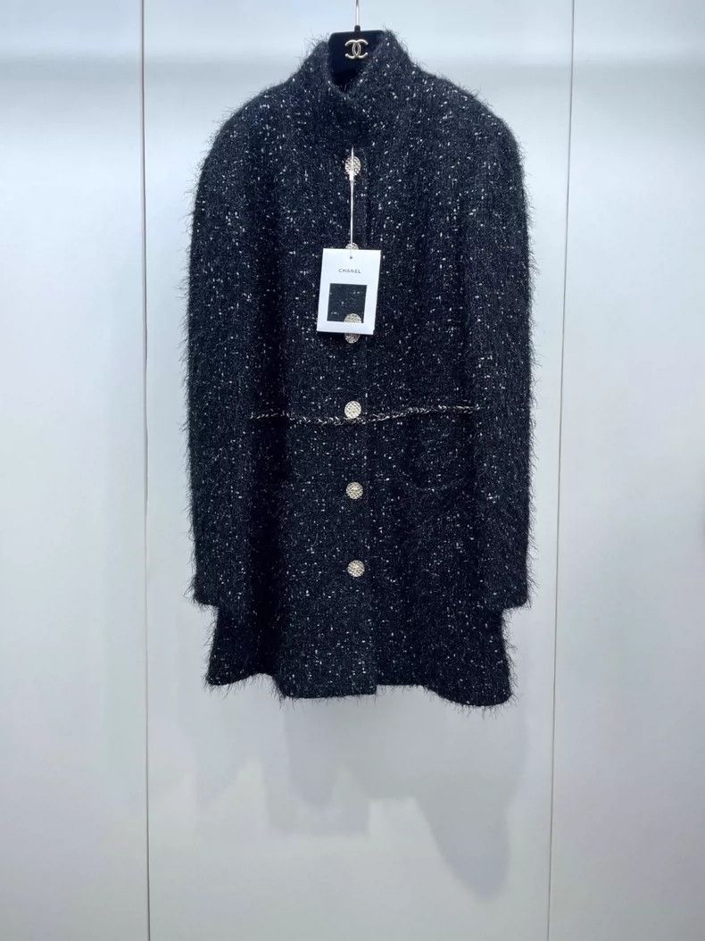 Chanel Chanel 22A high-end handicraft workshop gold and silver sil Size S / US 4 / IT 40 - 1 Thumbnail
