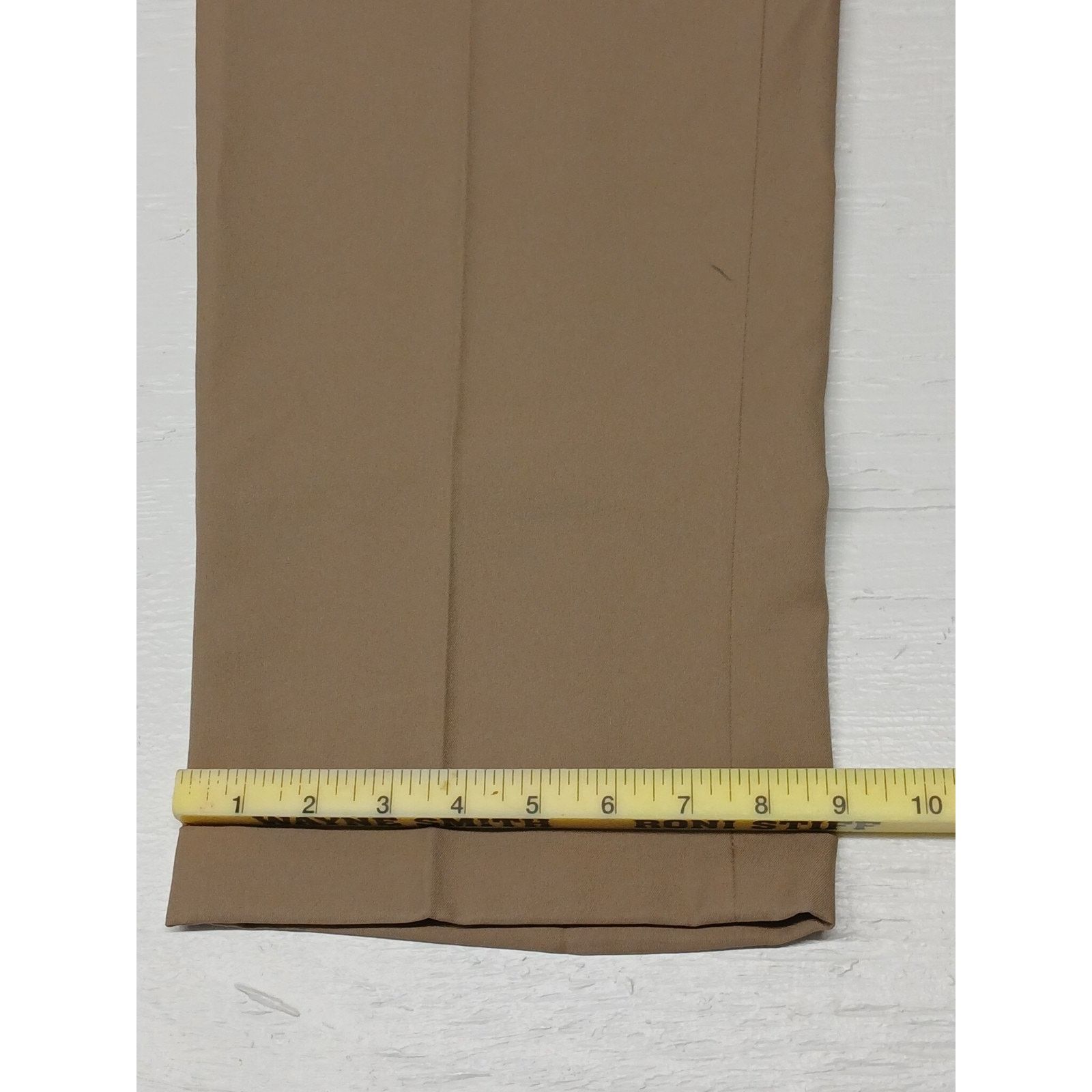 Jos. A. Bank Jos A. Bank Tan (34x29) Comfort Relaxed Casual Pants Size US 34 / EU 50 - 2 Thumbnail