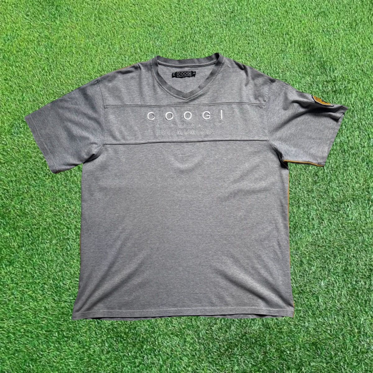 Coogi COOGI Australia Sleeve Shield T-Shirt Size US XXL / EU 58 / 5 - 1 Thumbnail