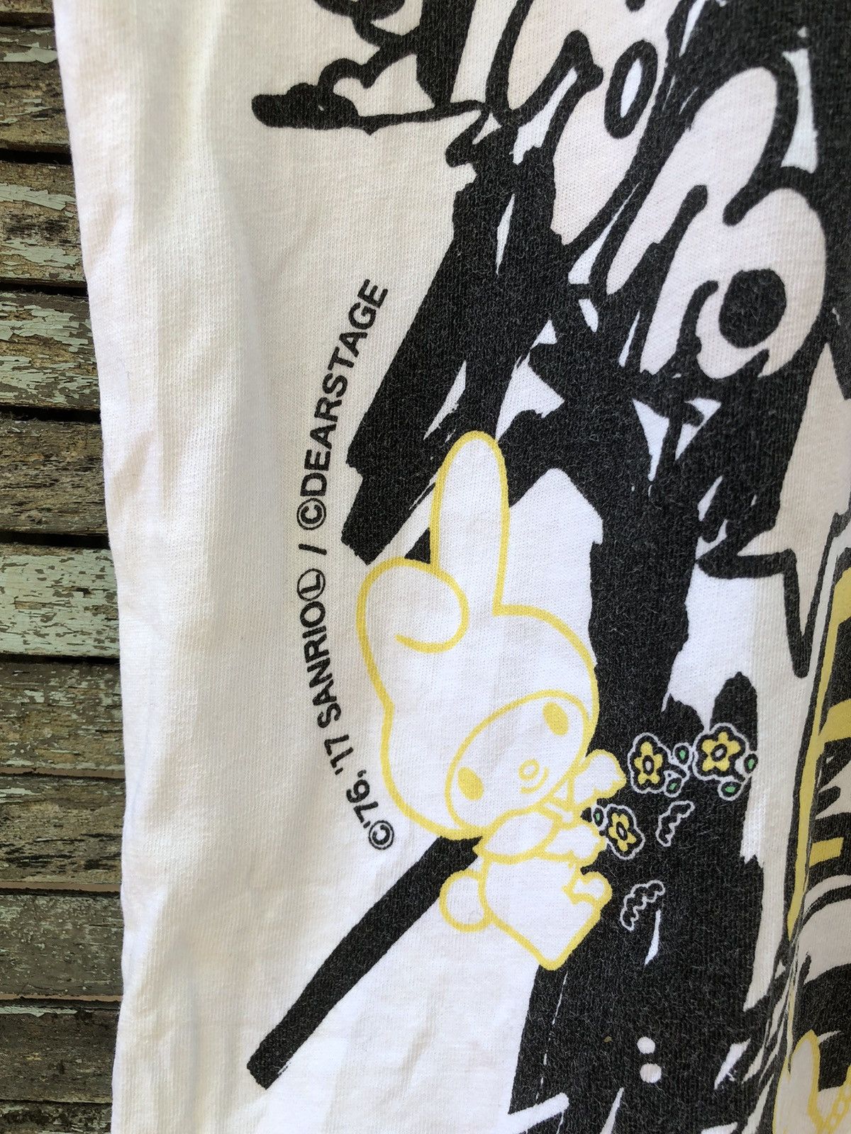 Anime × Japanese Brand × Vintage Vintage My Melody Sanrio Character X Dear Stage Anime Tee Size US L / EU 52-54 / 3 - 9 Thumbnail