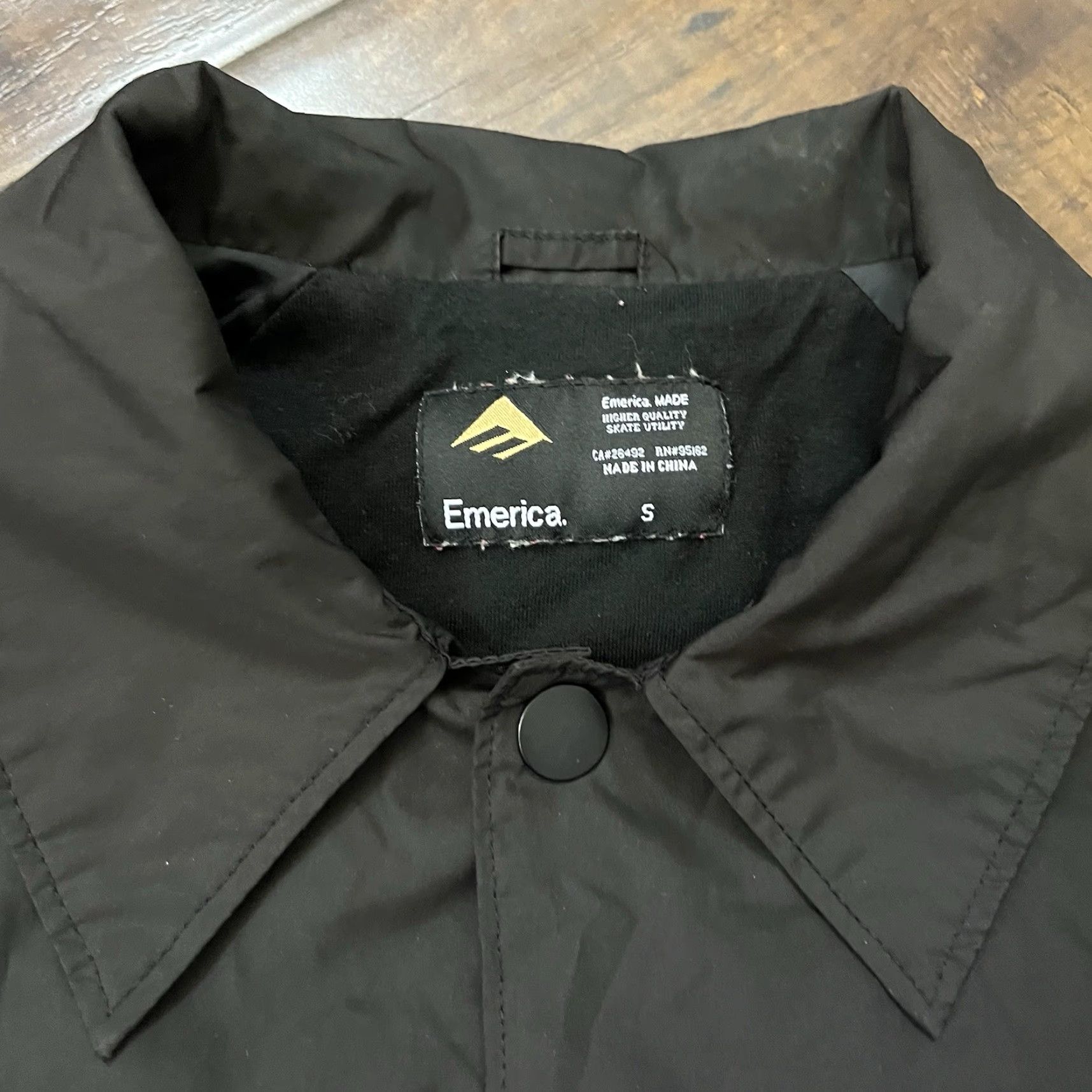 Emerica VINTAGE Emerica Skate Windbreaker Jacket Mens Small Black Andrew Reynolds Spanky Size US S / EU 44-46 / 1 - 6 Thumbnail