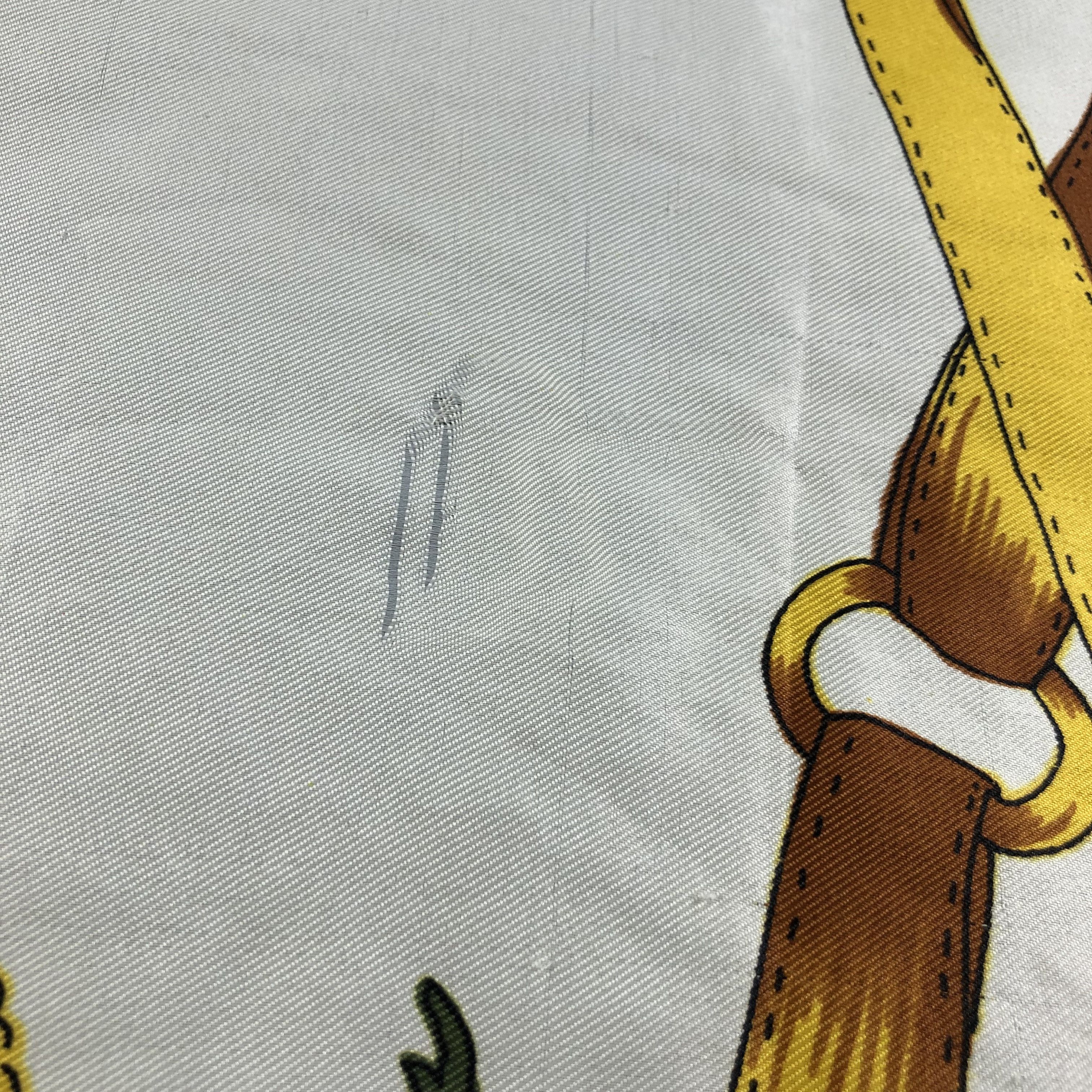 Vintage Vintage Luxury Hand Rolled made in France Silk Scarf M572 Size ONE SIZE - 11 Thumbnail