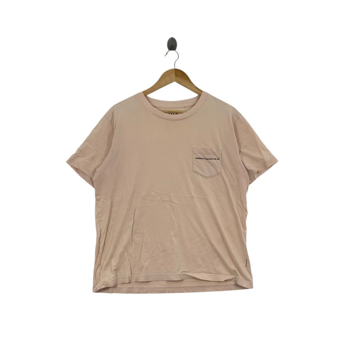 Uniqlo UNIQLO x RIRKRIT TIRAVANIJA Thai Art Artist Thrashed Tee Size L / US 10 / IT 46 - 1 Thumbnail