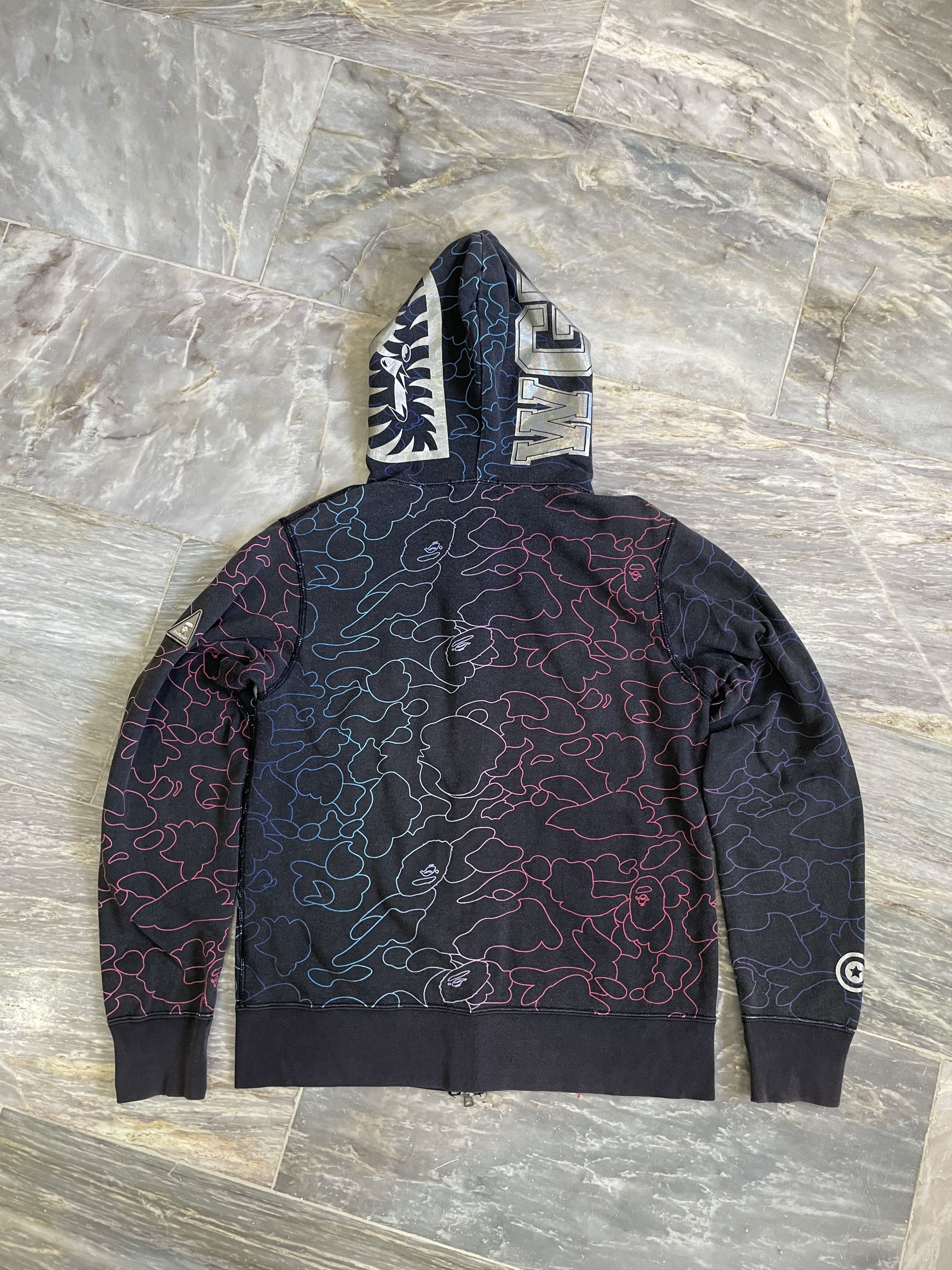 Bape Bape Shark Hoodie Pencil Neon Camo A Bathing Ape Size US M / EU 48-50 / 2 - 12 Thumbnail