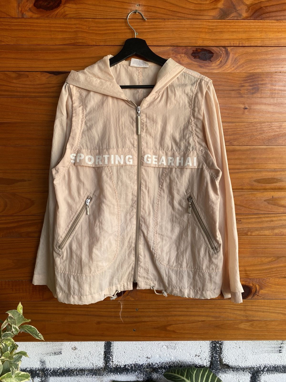 Issey Miyake Vintage Issey Miyake HAI Sporting Gear Lightweight Hooded Size US M / EU 48-50 / 2 - 3 Thumbnail