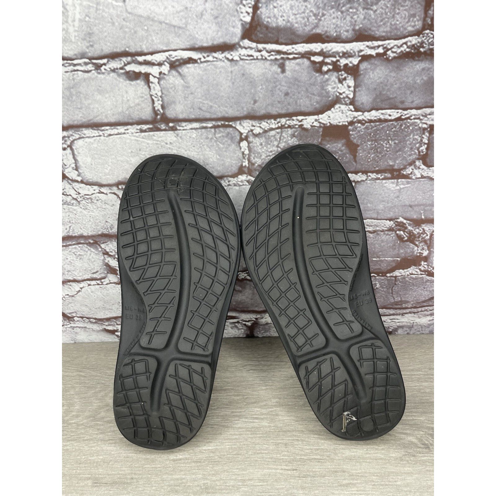 Other OOFOS Unisex OOahh Slide Sandal Recovery Footwear Women Sz 3 Size US 8 / EU 41 - 24 Thumbnail
