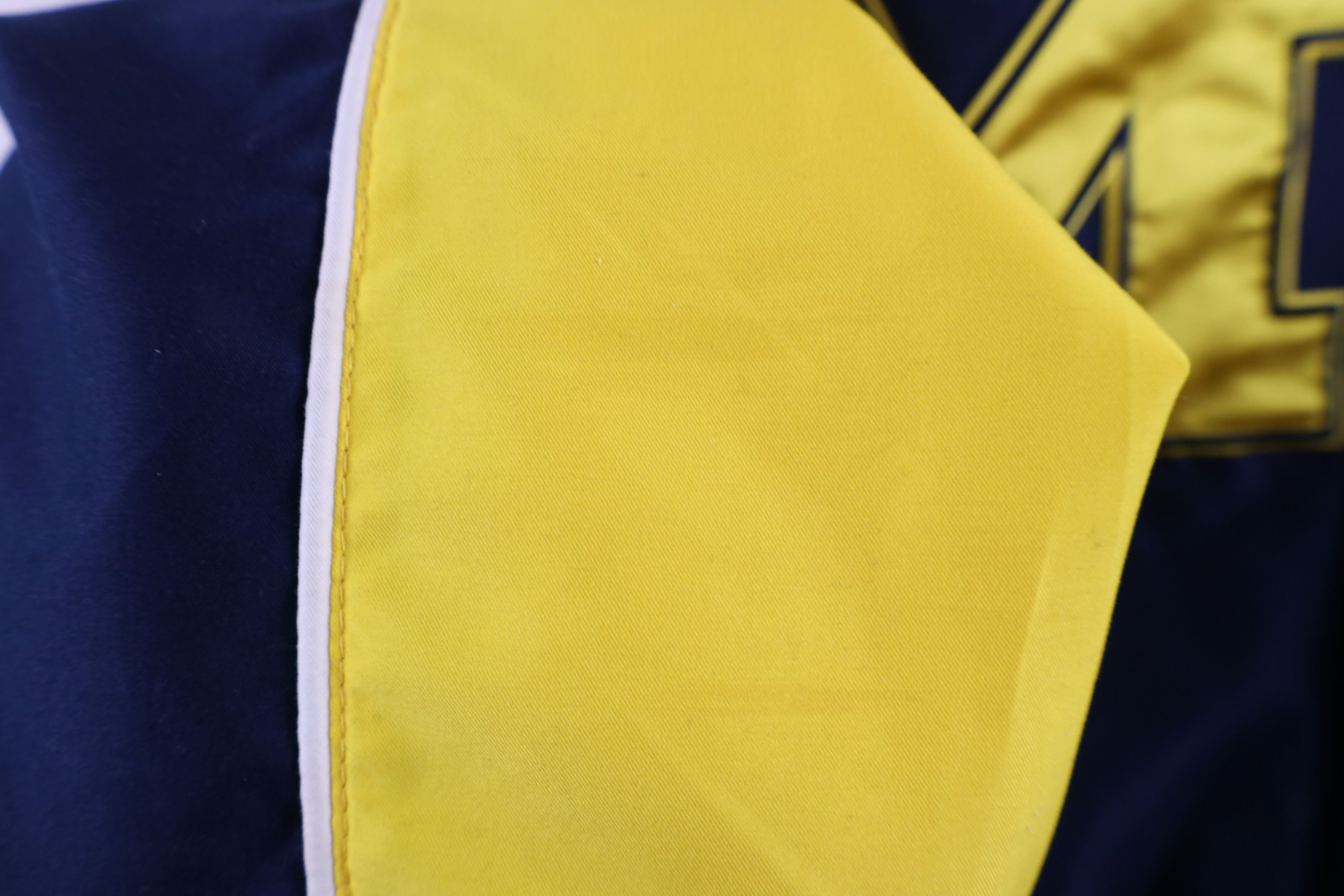 Vintage Vintage 90s University of Michigan Windbreaker Jacket Size US XL / EU 56 / 4 - 8 Thumbnail