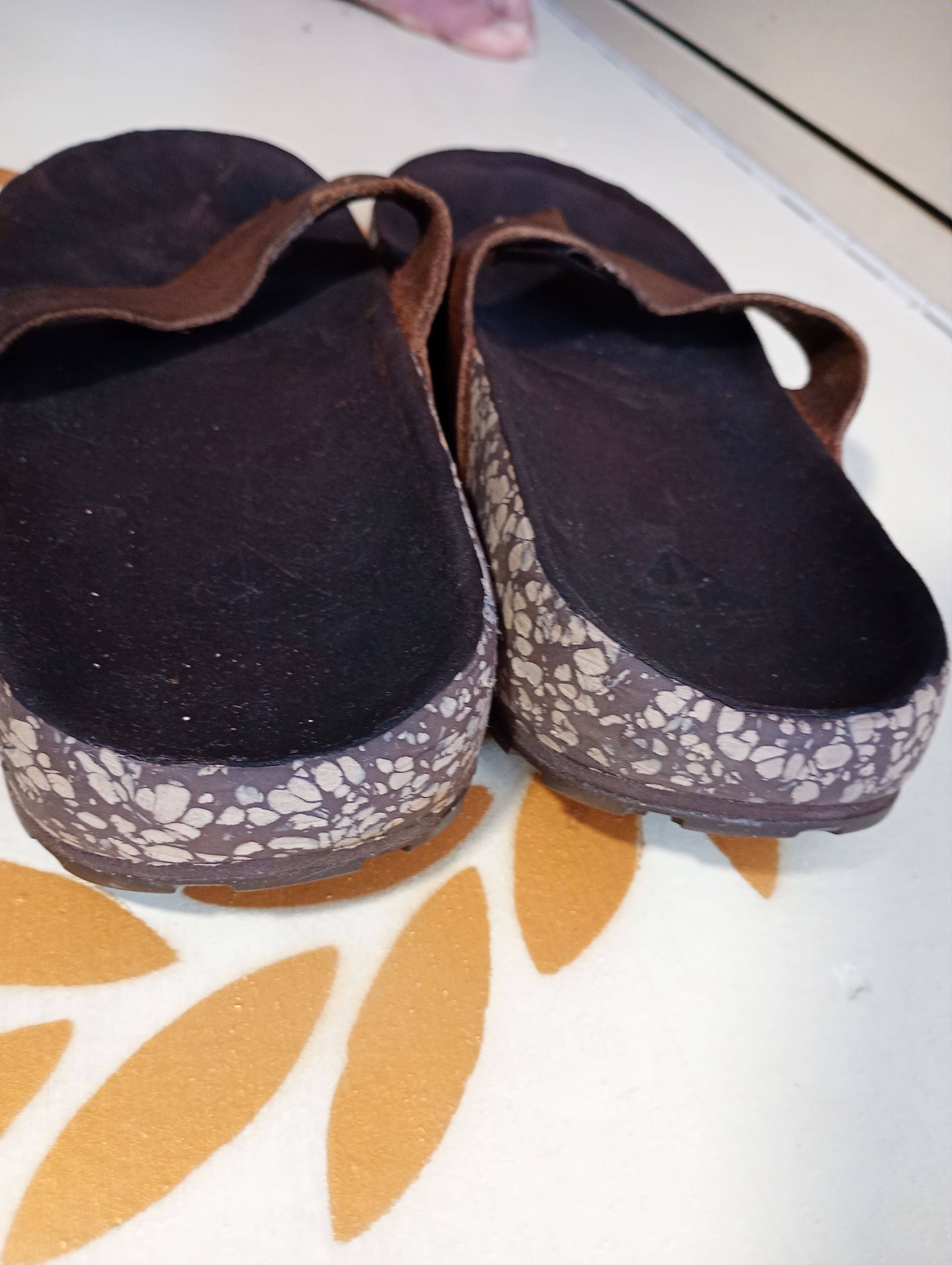 Nike ACG Nike ACG Flip Flops Leather Vintage 2007 Size US 10 / EU 43 - 12 Thumbnail