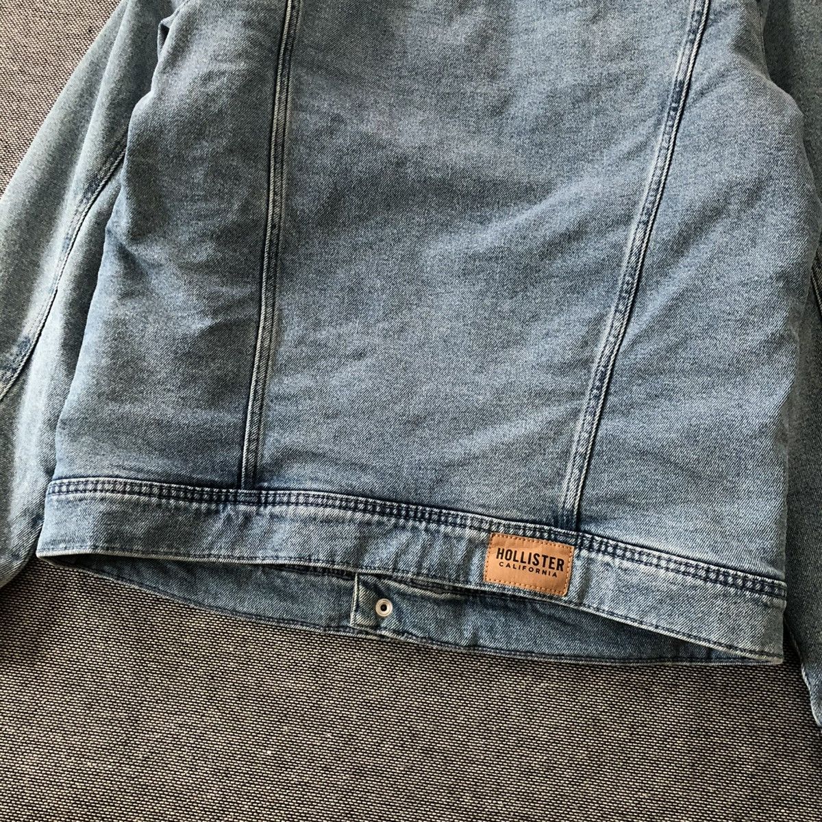 Hollister HOLLISTER Sherpa Lined Denim Trucker Jacket Size US M / EU 48-50 / 2 - 8 Thumbnail