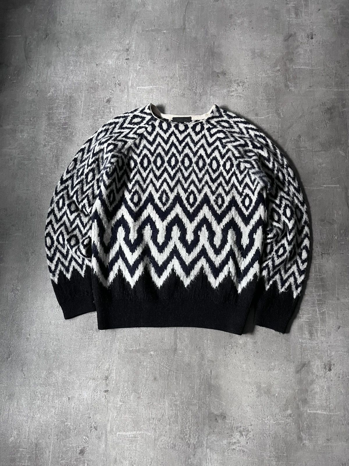 Prada Prada Wool Alpaca sweater chevron print black white Size US S / EU 44-46 / 1 - 1 Thumbnail