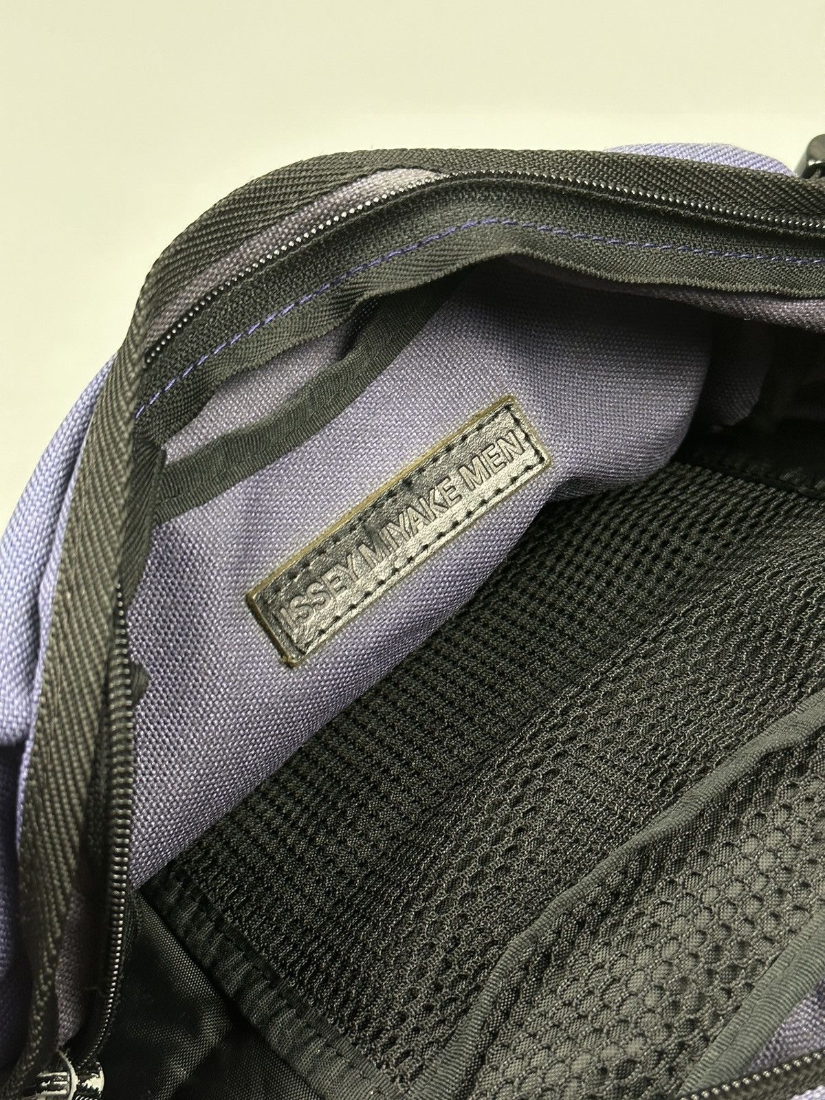 Designer × Issey Miyake Vintage Issey Miyake Men Pouch/Sling Bags Size ONE SIZE - 6 Thumbnail