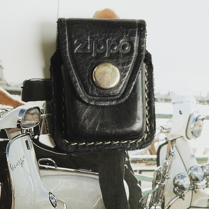 Zippo Zippo black pocket leather In mint condition Size ONE SIZE - 1 Thumbnail