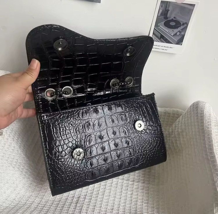Other Y2K Gothic Faux Crocodile Crossbody–Vintage ChainUnderarmBag Size ONE SIZE - 3 Thumbnail