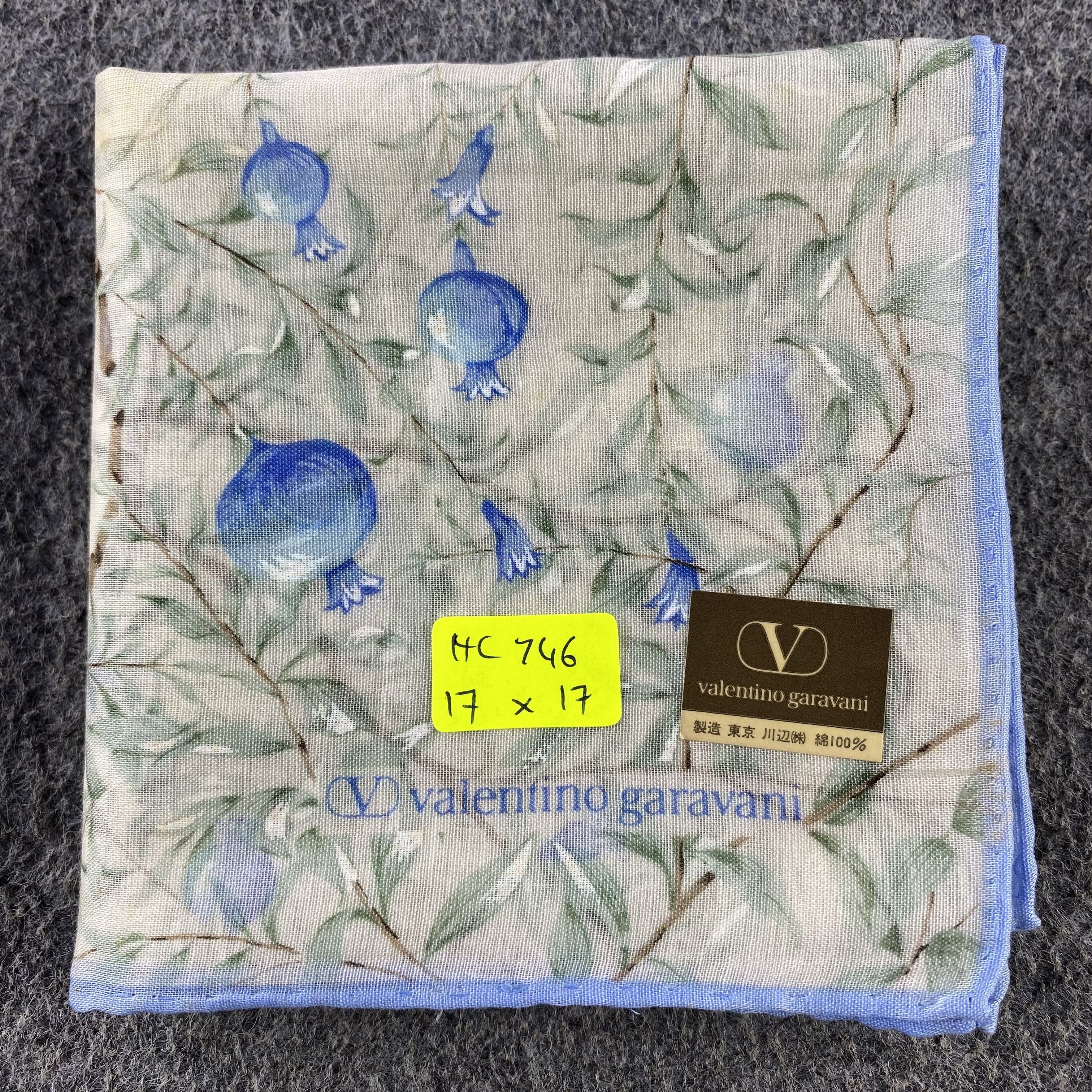 Valentino × Vintage Valentino Garavani Handkerchief/Neckerchief/Bandana HC746 Size ONE SIZE - 7 Thumbnail