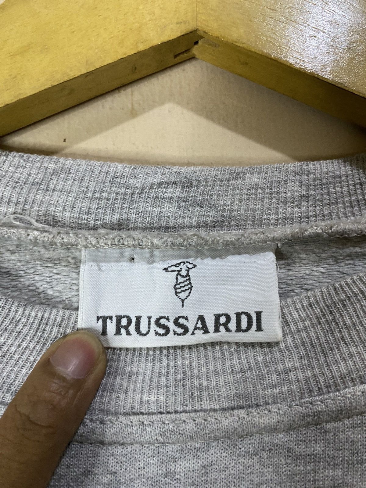 Vintage Vintage Trussardi Italy Embroidery Sweatshirt Size US M / EU 48-50 / 2 - 4 Thumbnail